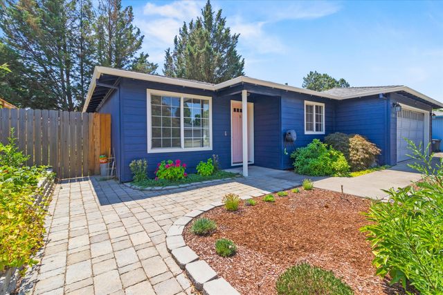 108 Shadow Wood Court, Central Point, OR 97502