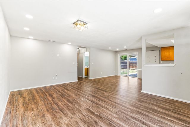 108 Shadow Wood Court, Central Point, OR 97502