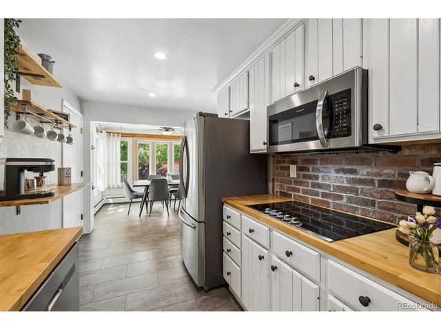 1235 S Chase St, Lakewood, CO 80232