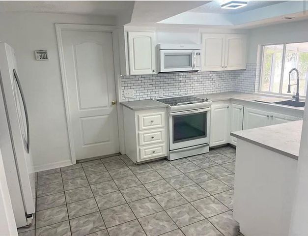 11631 SEMINOLE DRIVE, New Port Richey, FL 34654