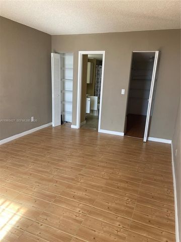 13499 Biscayne Boulevard 1506, North Miami, FL 33181