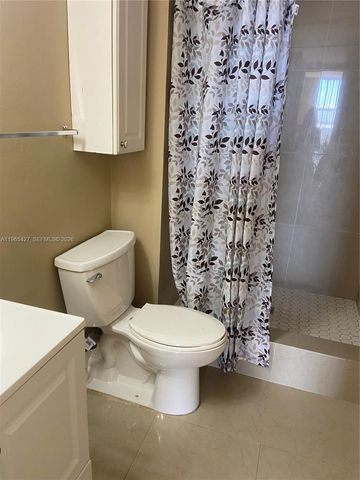 13499 Biscayne Boulevard 1506, North Miami, FL 33181