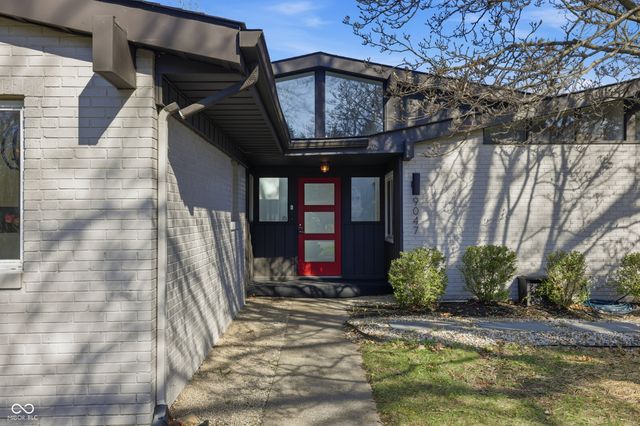 9047 Holliday Drive, Indianapolis, IN 46260