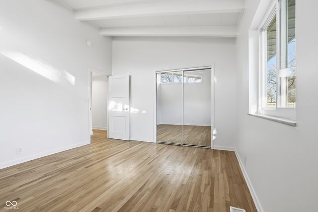 9047 Holliday Drive, Indianapolis, IN 46260