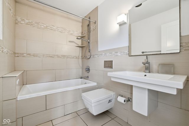 9047 Holliday Drive, Indianapolis, IN 46260