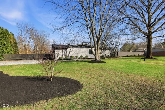 9047 Holliday Drive, Indianapolis, IN 46260