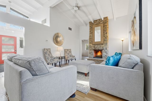 9047 Holliday Drive, Indianapolis, IN 46260