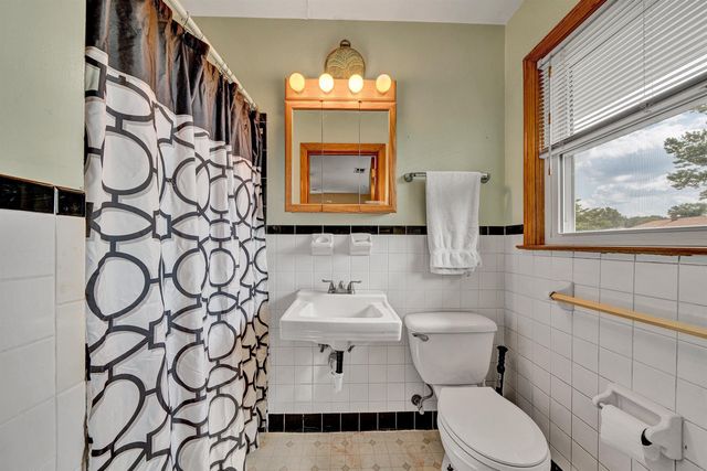 5539 Darby RD, Roanoke, VA 24012