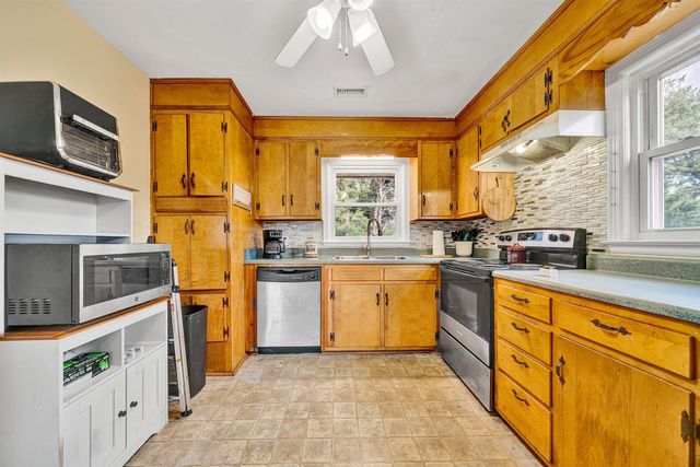5539 Darby RD, Roanoke, VA 24012