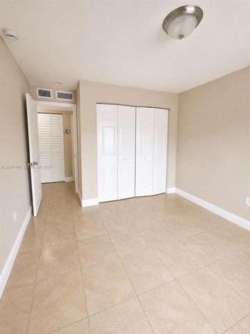 1990 NW 4th Court 1, Miami, FL 33136