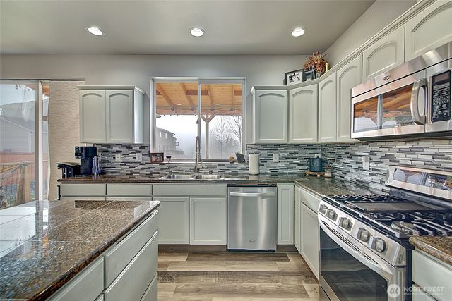 6810 36th Street NE, Marysville, WA 98270