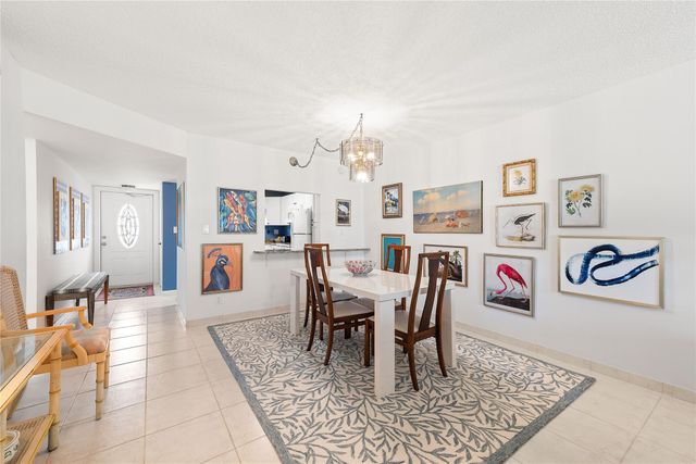 9420 S Hollybrook Lake Drive 109, Pembroke Pines, FL 33025