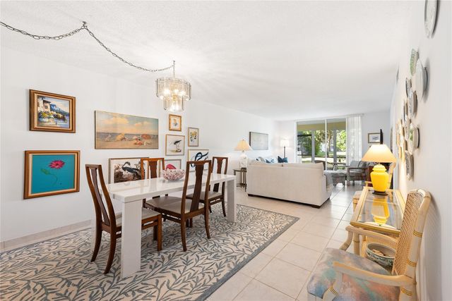 9420 S Hollybrook Lake Drive 109, Pembroke Pines, FL 33025