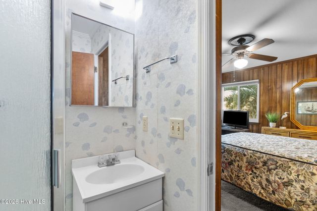 301 E Commerce Way Road 107, Atlantic Beach, NC 28512