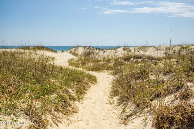 301 E Commerce Way Road 107, Atlantic Beach, NC 28512