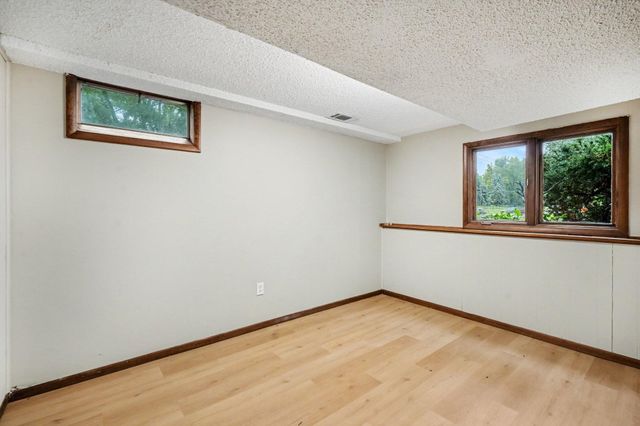4617 81st Lane N, Brooklyn Park, MN 55443
