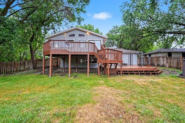 4617 81st Lane N, Brooklyn Park, MN 55443