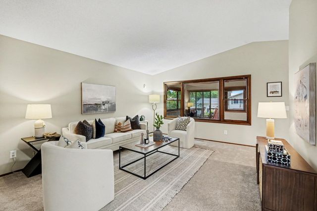 4617 81st Lane N, Brooklyn Park, MN 55443