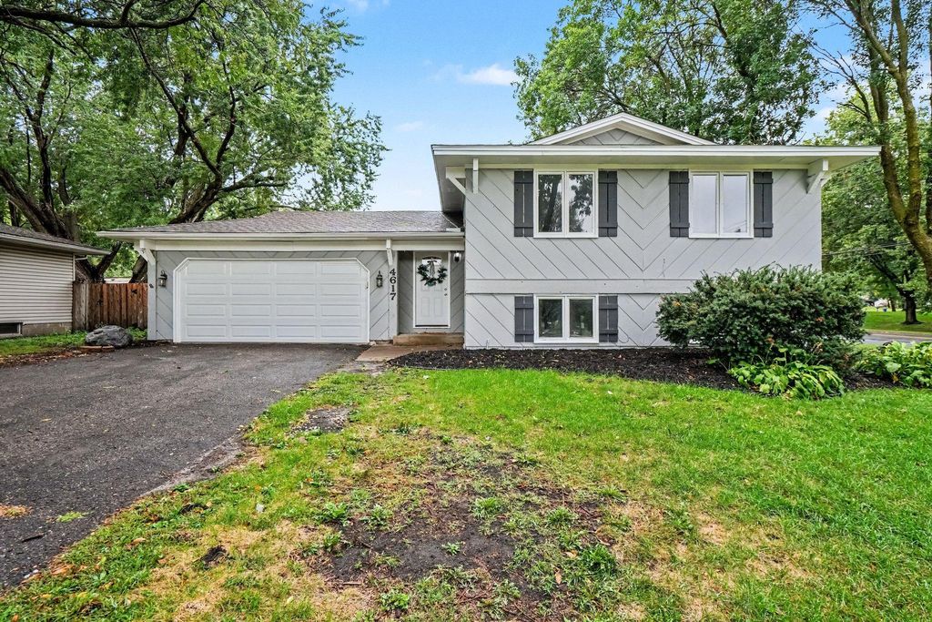 4617 81st Lane N, Brooklyn Park, MN 55443 — photo 2