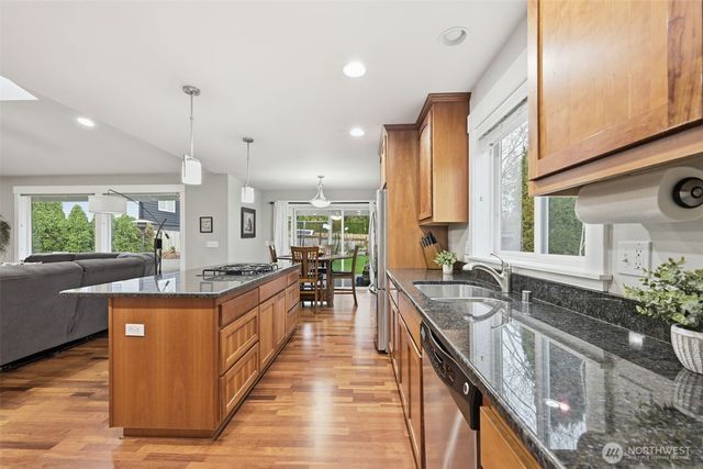 17206 34th Place W, Lynnwood, WA 98037