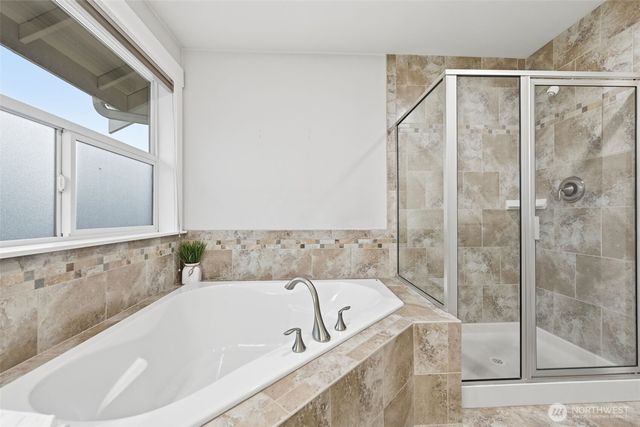 17206 34th Place W, Lynnwood, WA 98037