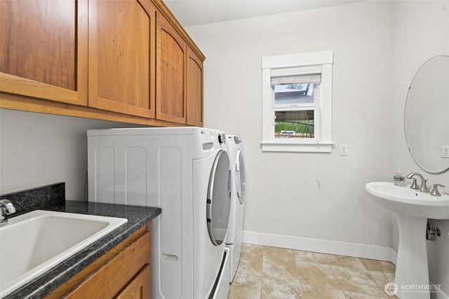 17206 34th Place W, Lynnwood, WA 98037