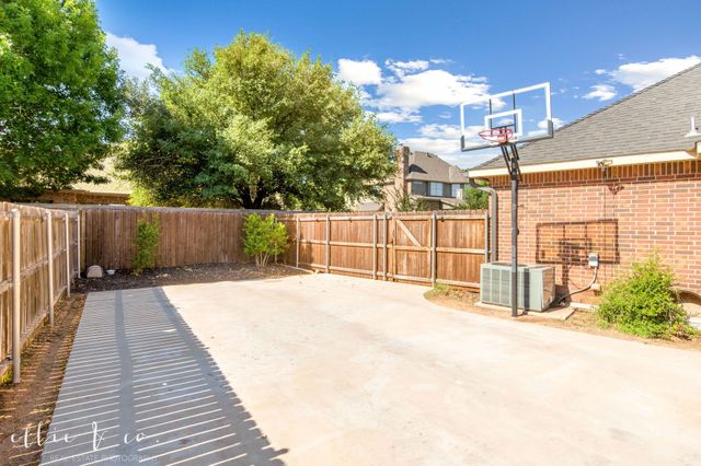 2409 Lynbrook Drive, Abilene, TX 79606