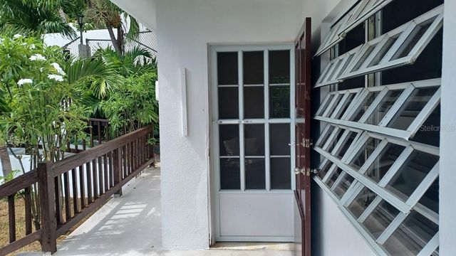 392 BRAVOS DE BOSTON, Vieques, PR 00765