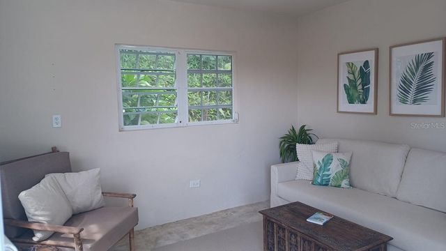 392 BRAVOS DE BOSTON, Vieques, PR 00765