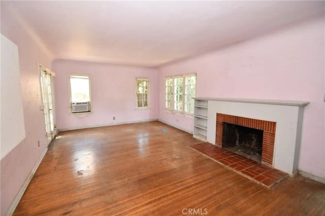 1353 S Redondo, Los Angeles, CA 90019