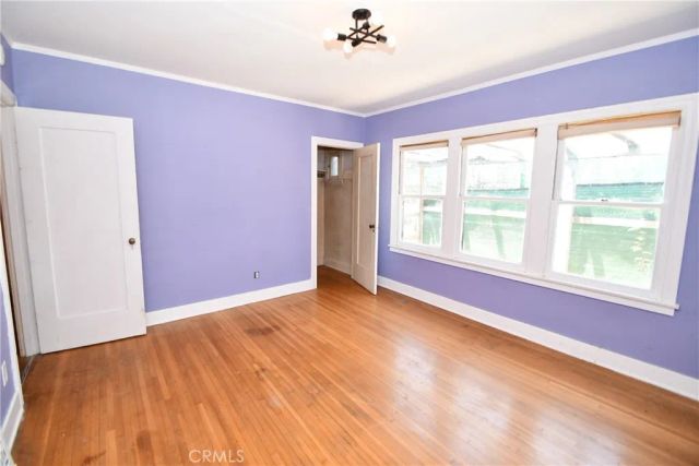 1353 S Redondo, Los Angeles, CA 90019