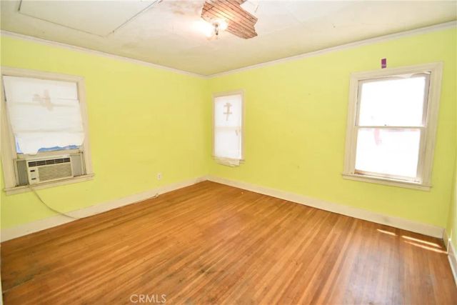 1353 S Redondo, Los Angeles, CA 90019
