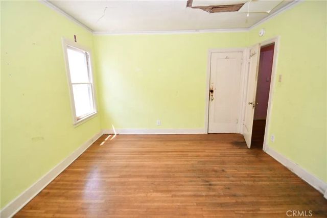 1353 S Redondo, Los Angeles, CA 90019