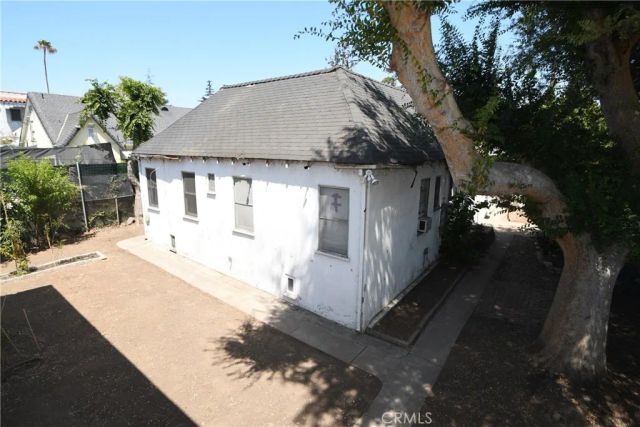 1353 S Redondo, Los Angeles, CA 90019