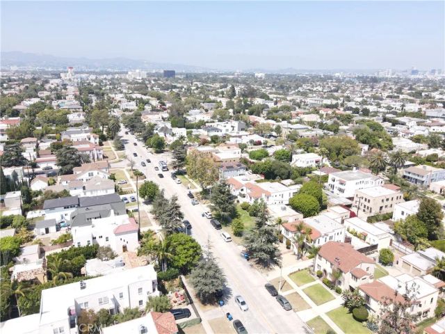 1353 S Redondo, Los Angeles, CA 90019