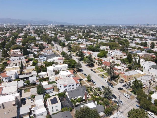 1353 S Redondo, Los Angeles, CA 90019