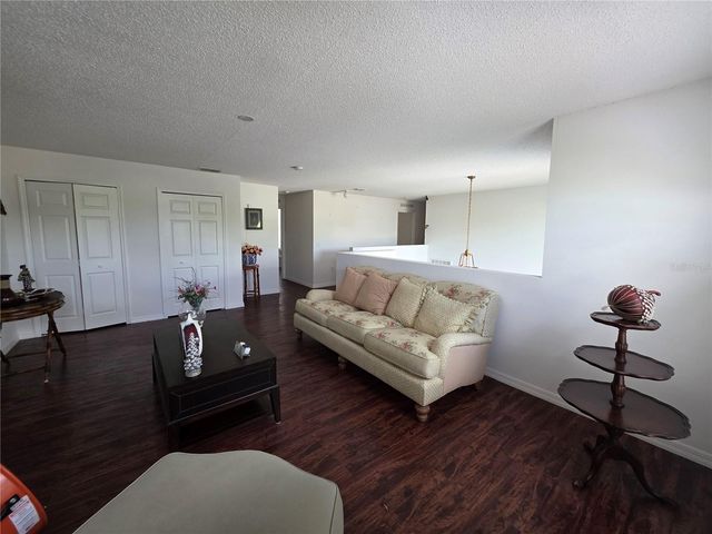 9276 ELM COURT, Spring Hill, FL 34606