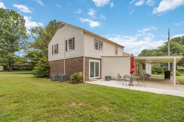 301 Redwood Drive, Stanford, KY 40484