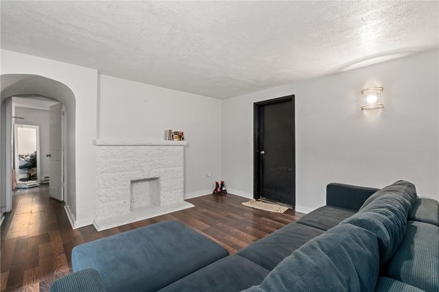 288 Paul St, Mt Washington, PA 15211