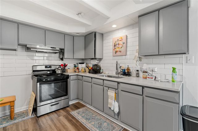 288 Paul St, Mt Washington, PA 15211