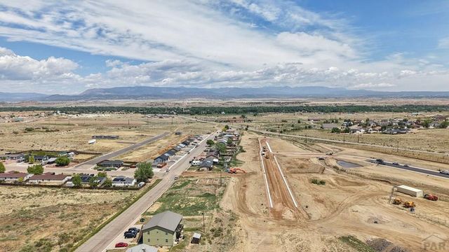 328 Arrowhead Dr, Florence, CO 81226