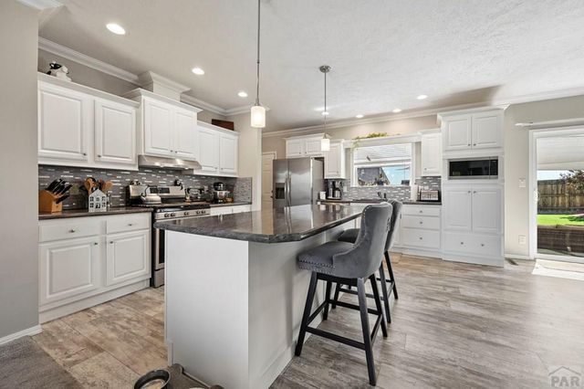 328 Arrowhead Dr, Florence, CO 81226