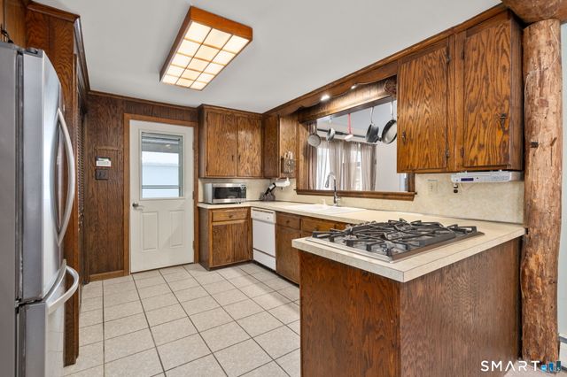 485 Mountain Road, Suffield, CT 06078