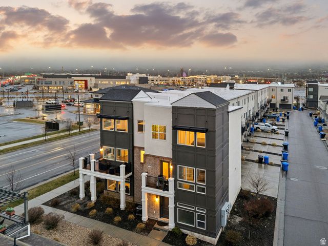 1196 W CLARK LN, Farmington, UT 84025