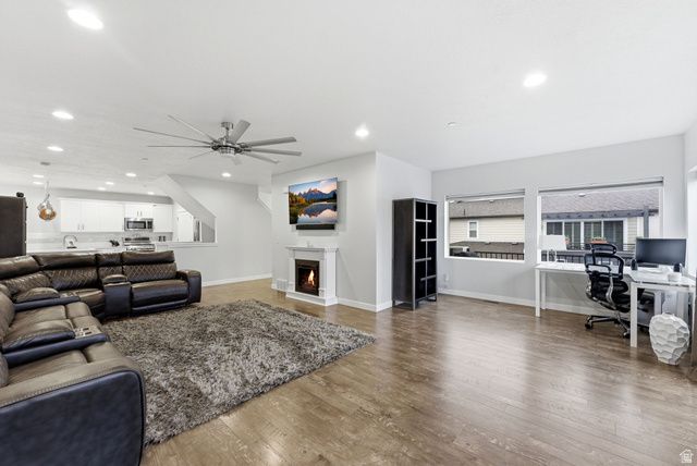 1196 W CLARK LN, Farmington, UT 84025