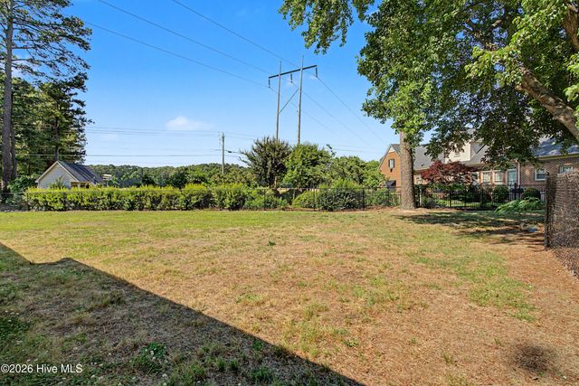 902 Rollingwood Drive NW, Wilson, NC 27893