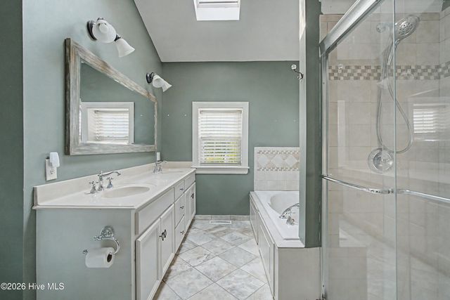 902 Rollingwood Drive NW, Wilson, NC 27893