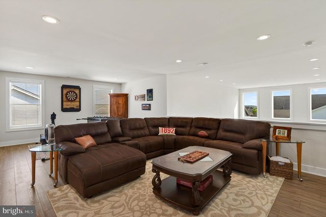 204 EQUESTRIAN WAY, Downingtown, PA 19335