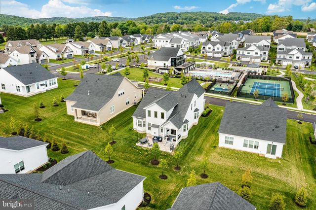 204 EQUESTRIAN WAY, Downingtown, PA 19335