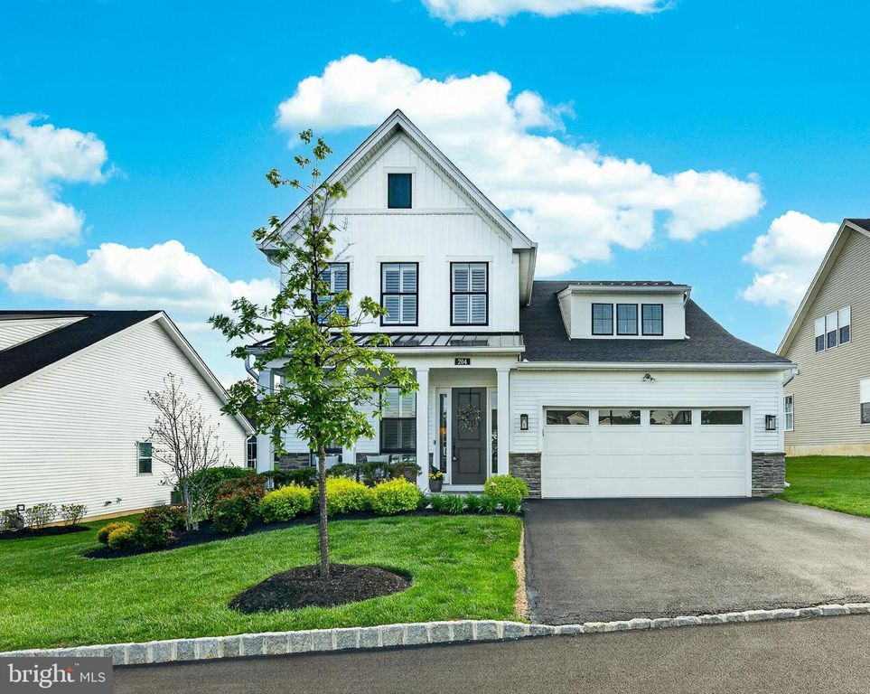 204 EQUESTRIAN WAY, Downingtown, PA 19335